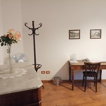B&B Leon D'Oro Pusiano Exteriör bild