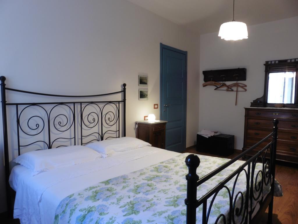B&B Leon D'Oro Pusiano Rum bild