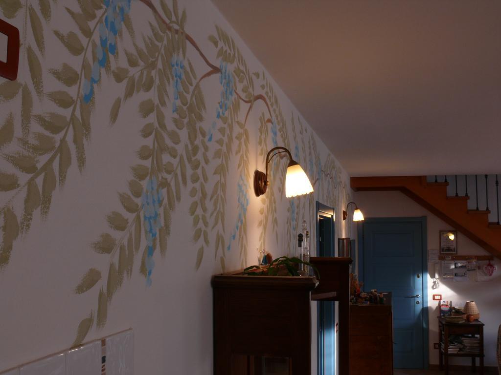 B&B Leon D'Oro Pusiano Exteriör bild