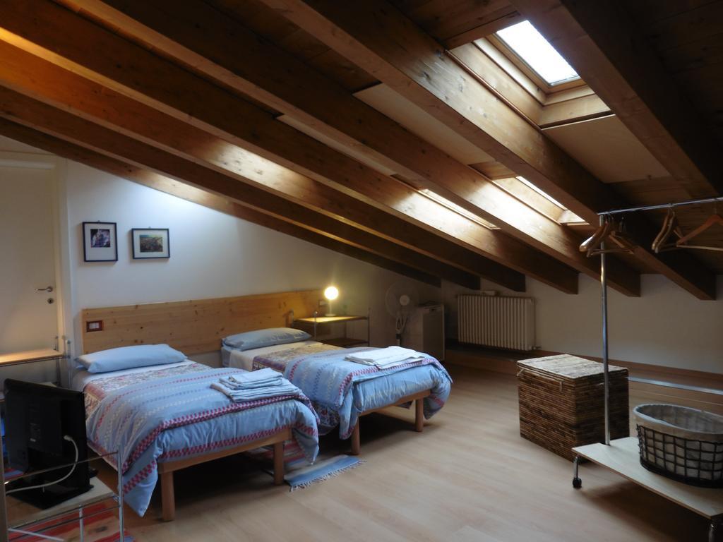 B&B Leon D'Oro Pusiano Rum bild